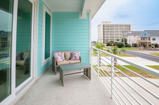 Foto del edificio - PET FRIENDLY OFF-SEASON RENTAL WITH OCEAN VIEW