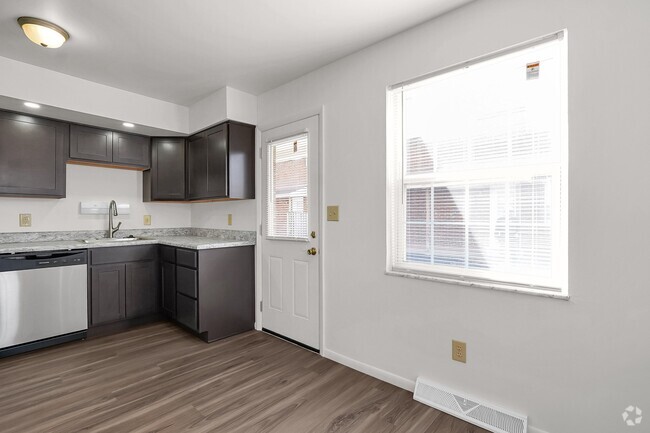 Building Photo - Hamilton Arms Apartments