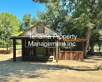 Building Photo - 19390 Pine Creek Rd