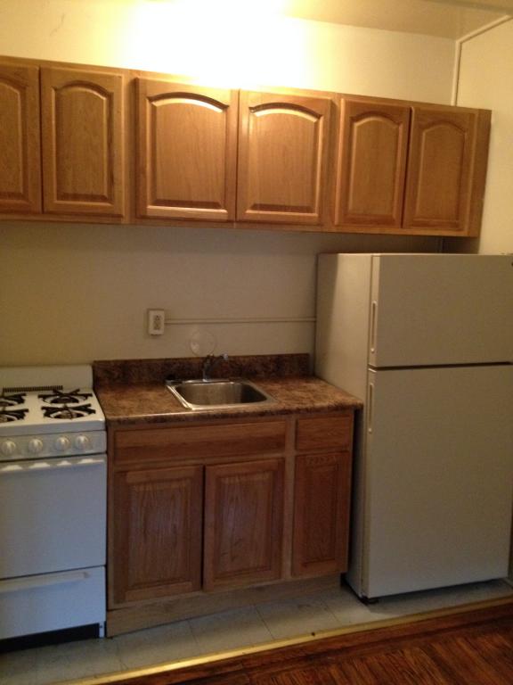 Primary Photo - 144 W Allens Ln