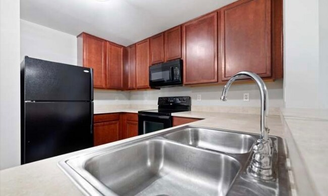 Building Photo - 152 Bertram Dr