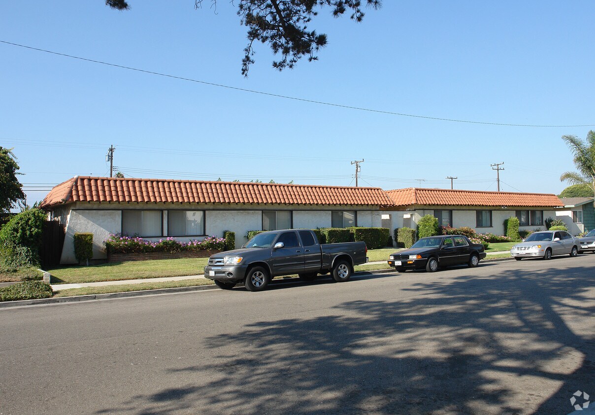 Foto principal - 1331-1401 Glenwood Dr