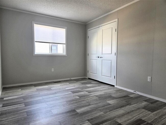 Photo du bâtiment - 93 Prairie Oak Dr