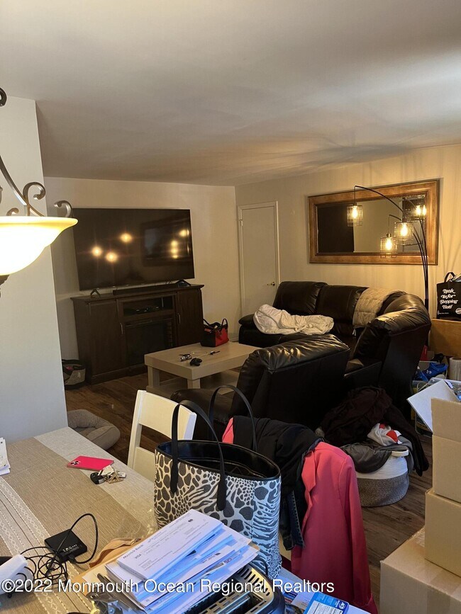 Building Photo - 93 Deptford Ct