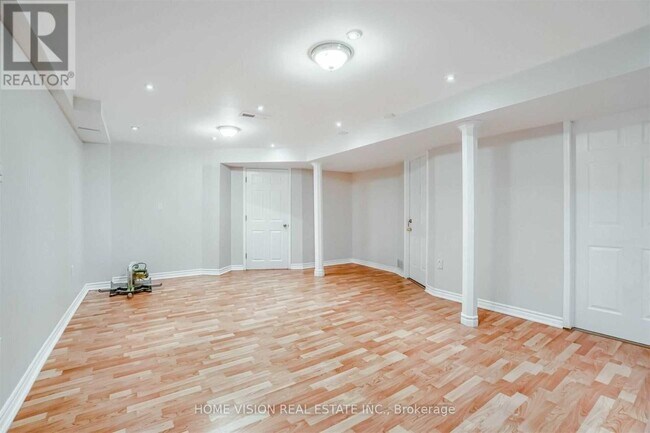 Building Photo - 7236 Tippett Ct