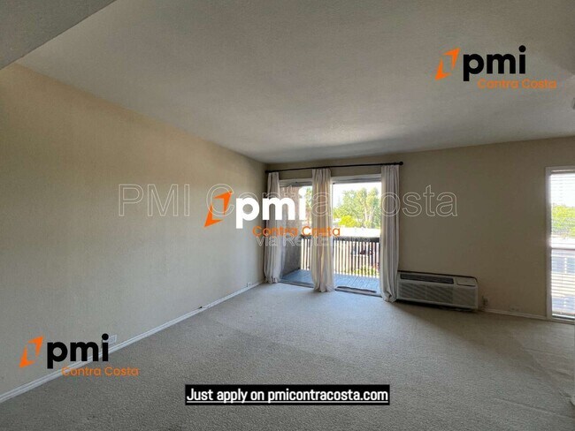 Foto del edificio - 155 Sharene Ln