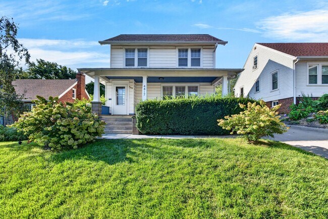 Foto del edificio - 4417 Poppleton Ave