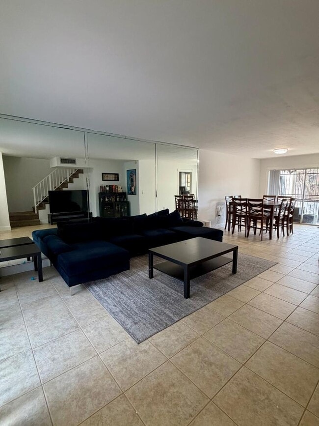 Building Photo - 8785 SW 137th Ave