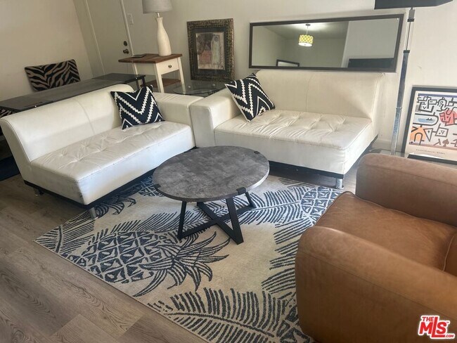 Foto del edificio - 1022 Croft Ave