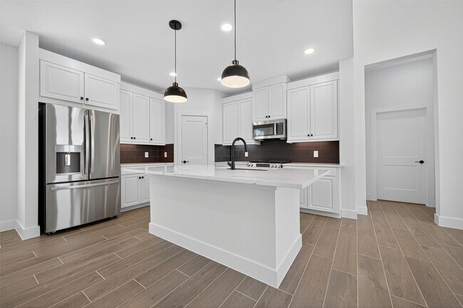 Foto del edificio - 13085 Brookwood Bnd Ln