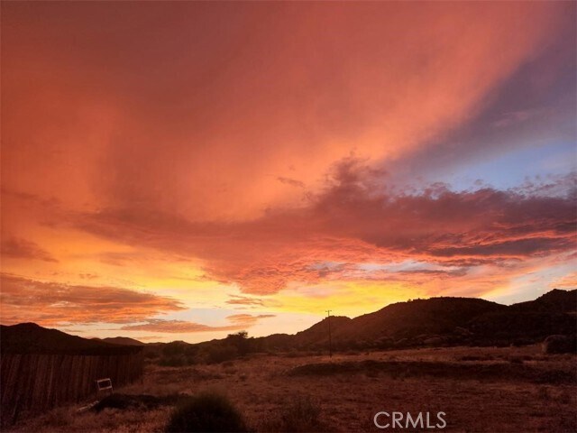 Foto del edificio - 61071 Coyote Canyon Rd