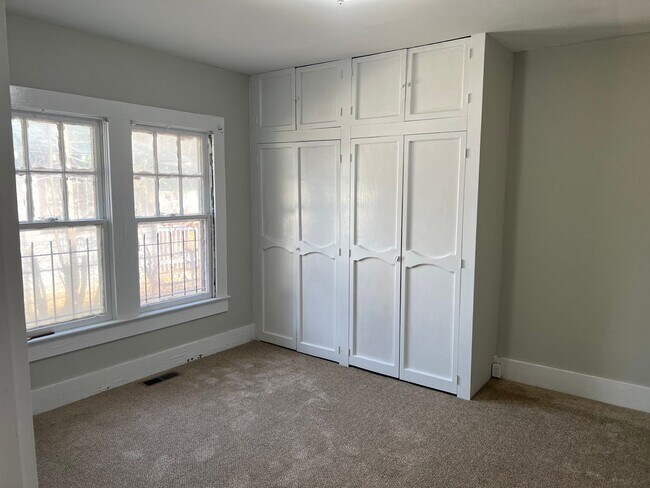 Foto del edificio - Updated 3 Bedroom house in Eastlake