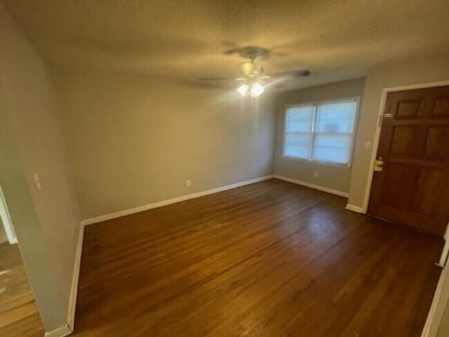 Building Photo - BELOW MARKET RENT!