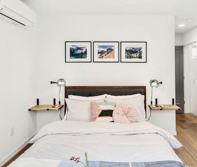 Foto del edificio - 632 10th Ave E