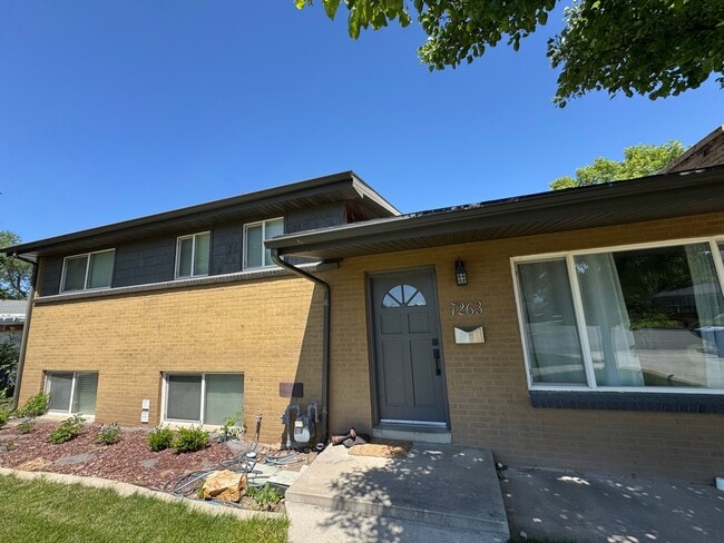 Building Photo - 7263 S 1440 E