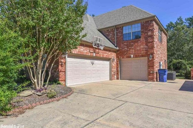Building Photo - 117 Grenoble Cir