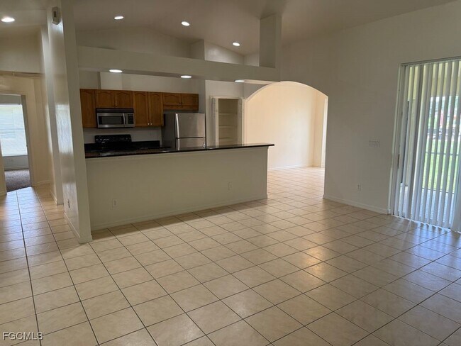 Foto del edificio - 1093 Countess Ave