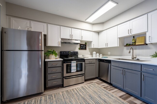 Building Photo - Avana Chandler