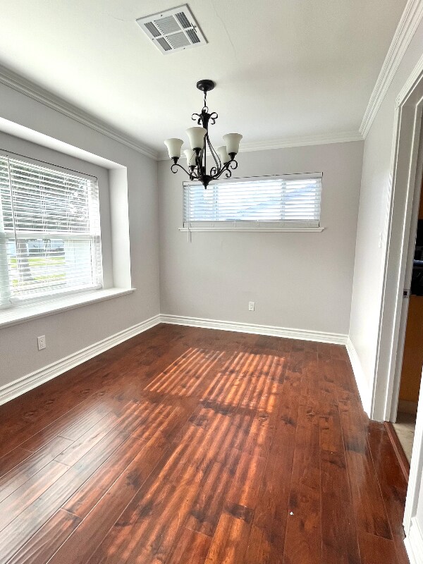 Foto del edificio - 15535 Saranac Dr