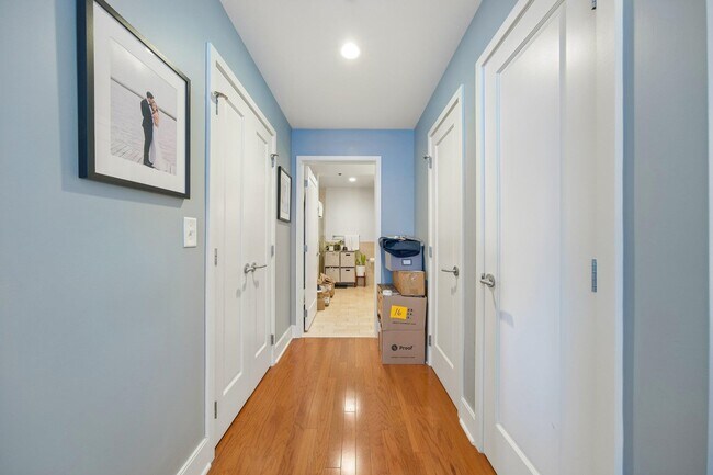 Foto del edificio - 1125 Maxwell Ln