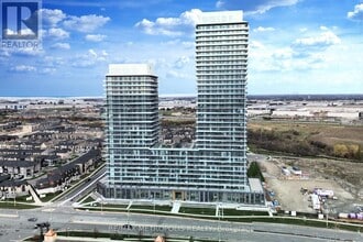 Building Photo - 15 Skyridge Dr