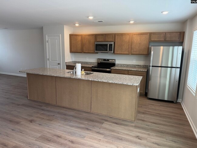 Foto del edificio - 3040 Hallsdale Dr