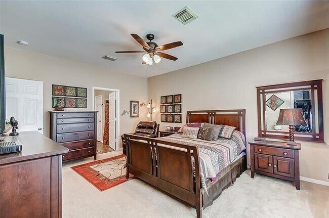 Building Photo - 22023 Holly Branch Dr
