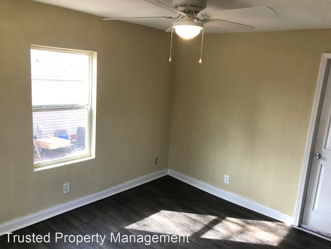 Building Photo - 1 br, 1 bath House - 366 Rohrer Street