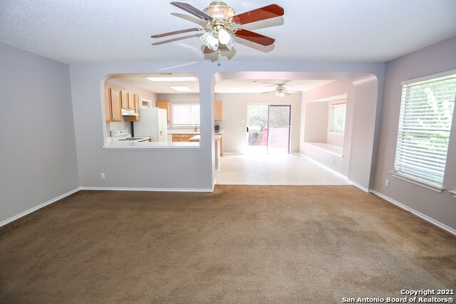 Building Photo - 15910 Colton Well