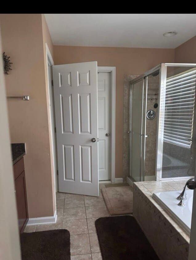 Foto del edificio - 8664 Woodhue Ct