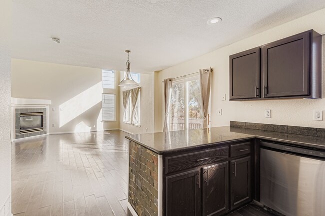 Building Photo - 10382 S Ravenswood Ln