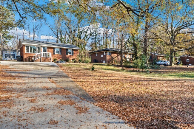 Foto del edificio - Charming All-Brick 3 Bedroom Durham Rental –  Available NOW!