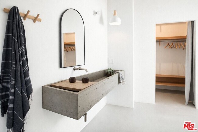 Foto del edificio - 2107 Mayview Dr