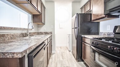 2BR,2BA,-900SF Model - Grafton Station