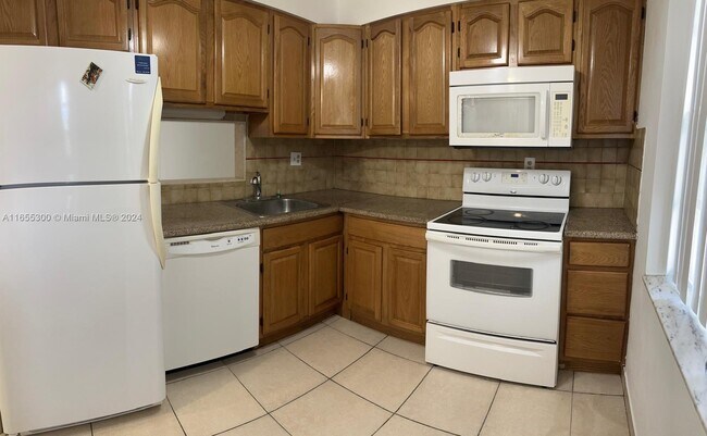 Foto del edificio - 3000 NW 48th Terrace