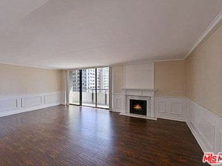 Building Photo - 10535 Wilshire Blvd