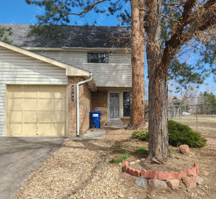 Primary Photo - 3-Bedroom, 1.5-Bathroom Home in a Convenie...