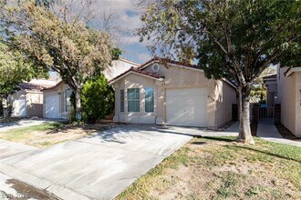 Building Photo - 5748 Chisolm Trail