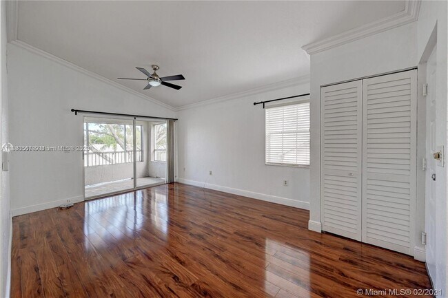 Foto del edificio - 2850 N Oakland Forest Dr