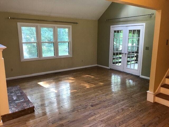 Primary Photo - 9 Shadowwood Cir