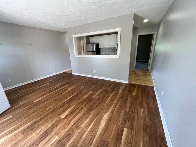 Building Photo - 212 W Locust St