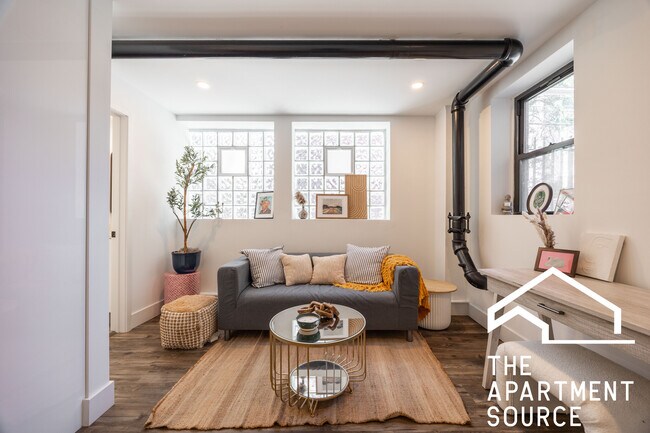 Foto del edificio - 941 W Carmen Ave