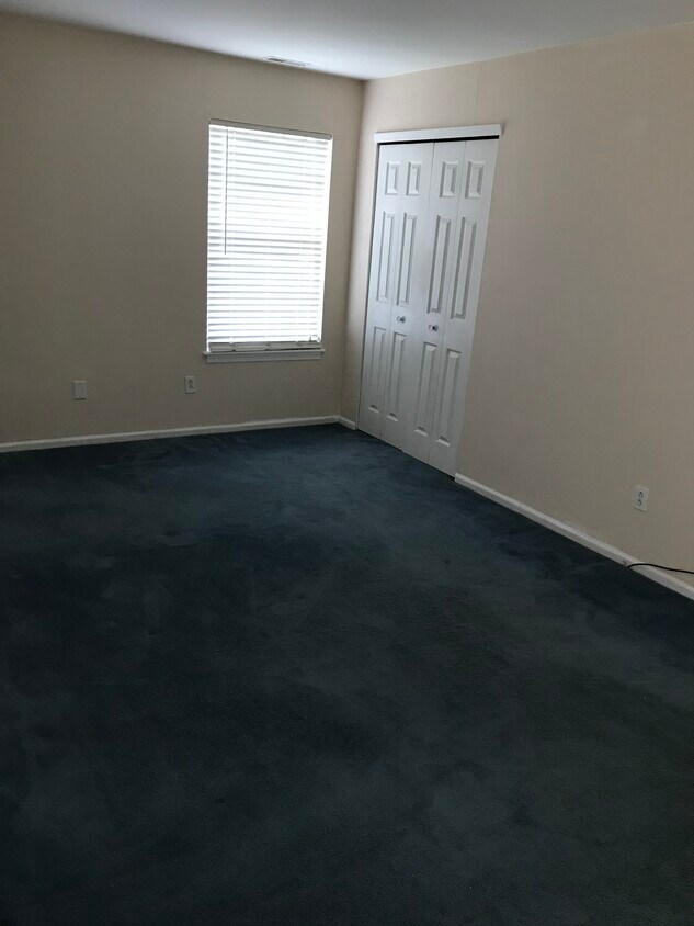Foto del edificio - 134 Rochelle Ln