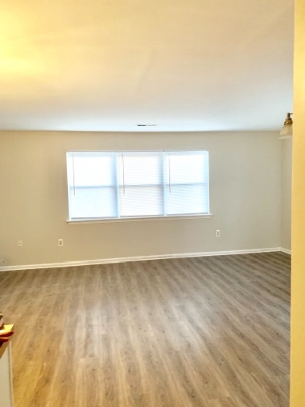 Foto del edificio - 3301 Hess St