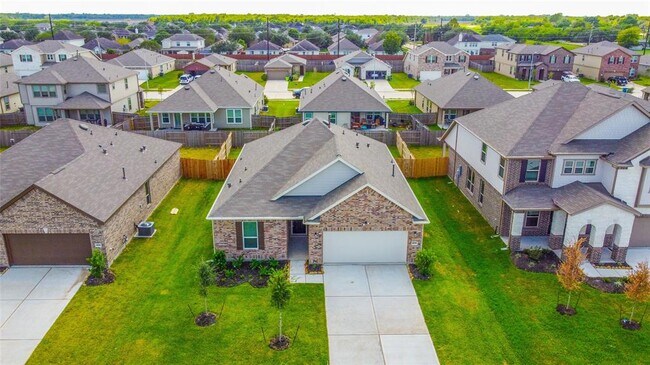 Building Photo - 5816 Texas Sage Dr