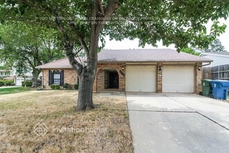 Building Photo - 3718 Twin Oak Ct