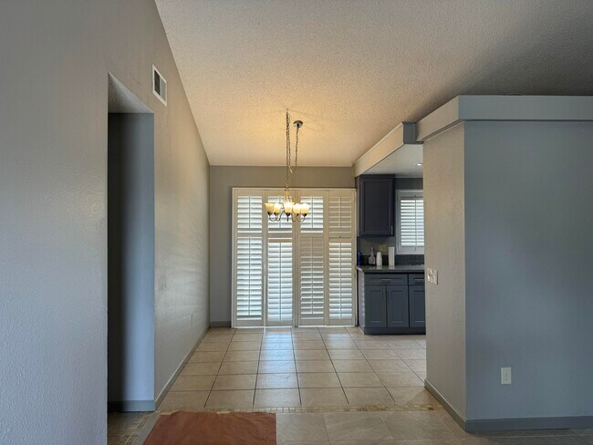 Building Photo - 5232 Karling Pl