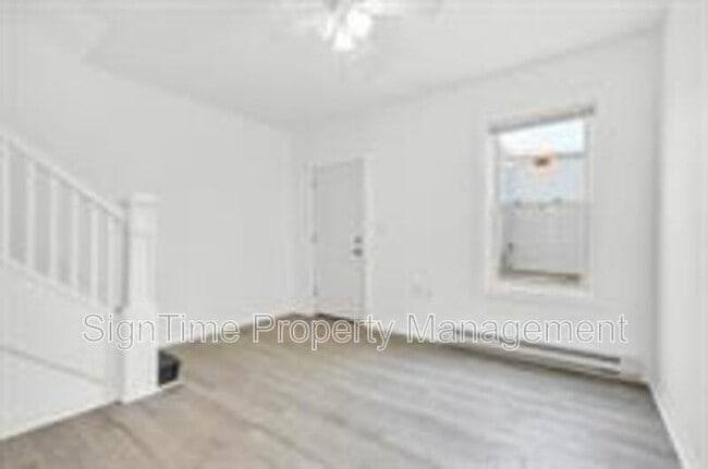 Foto del edificio - 185-199 Berkson Avenue - 193