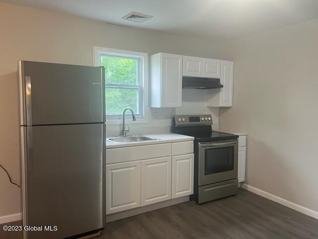 Building Photo - 1526 3rd Ave