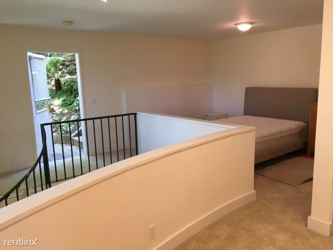Building Photo - 1 br, 1 bath Apartment - 971 ALVARADO ROAD